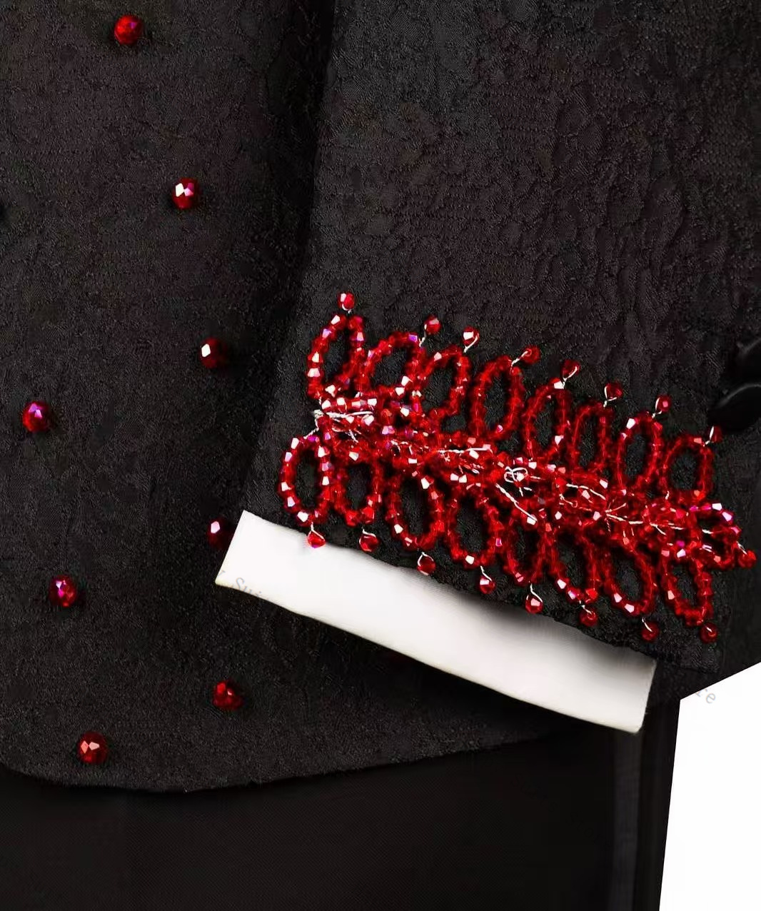 Red Crystals Men Suit Set 2 Pc – обзор и цена Men Formal Wear Red